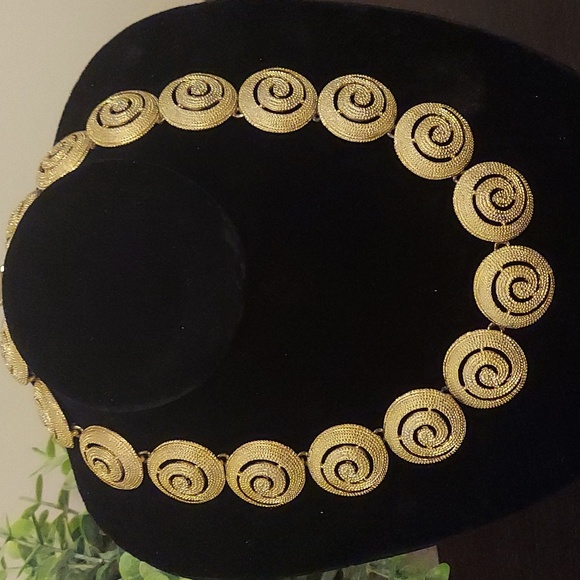 Source Unknown Jewelry - Vintage 16" Goldtone Grecian Spiral Link Necklace
